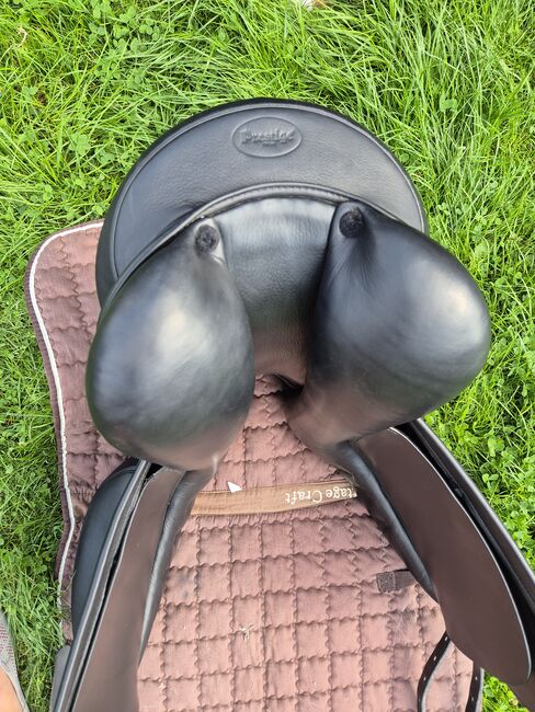 Prestige Milano 18", Prestige  Milano , Nicole Kirste , Dressage Saddle, Minden, Image 4