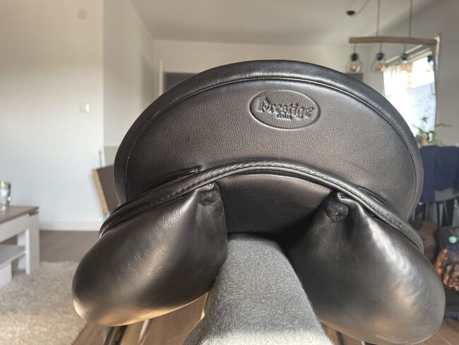 Prestige Milano 17 Zoll, Prestige  Milano , Kerstin , Dressage Saddle, Erkrath , Image 3