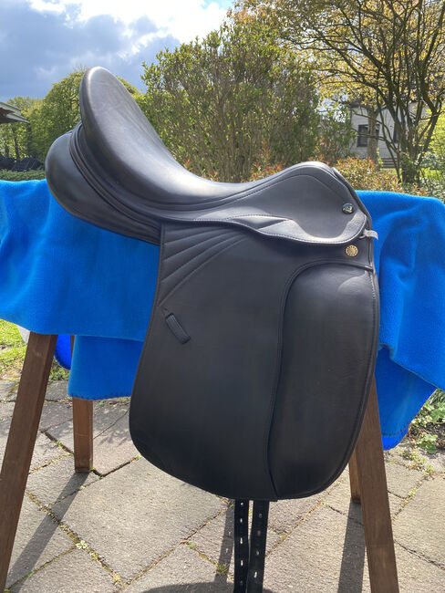 Prestige Milano Dressursattel 17’’, 32 Weite, Prestige Milano, Kathrin, Dressage Saddle, Dortmund, Image 2