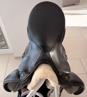 Prestige Modena 1834 DS - sehr guter Zustand, wenig genutzt - 2020 (18 Zoll Sitz / 34 Kammerweite), Prestige  Modena, Evelyne Weber , Dressage Saddle, Oberembrach