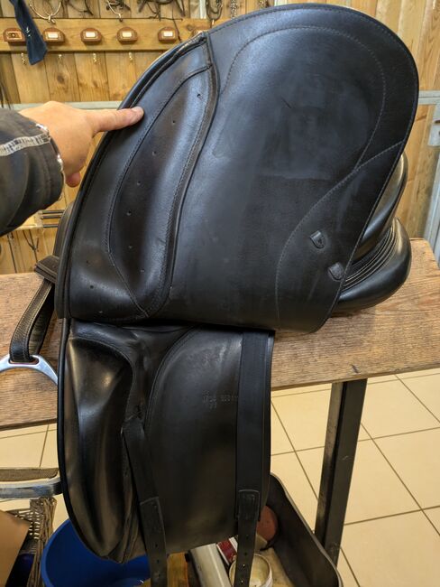 Prestige Optimax dressage saddle, Prestige Optimax  Optimax, Joanna hewitt, Dressage Saddle, Marlborough Wiltshire, Image 6
