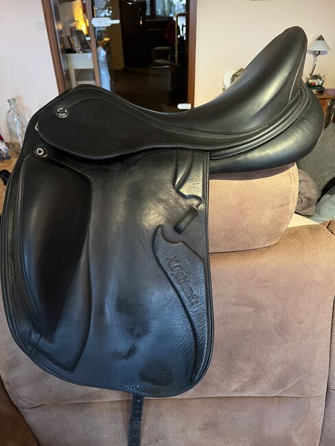 Dressursattel Prestige Optimax K 17“, Prestige Optimax K Monoblatt, Sabine Kernbach, Dressage Saddle, Wermelskirchen, Image 2