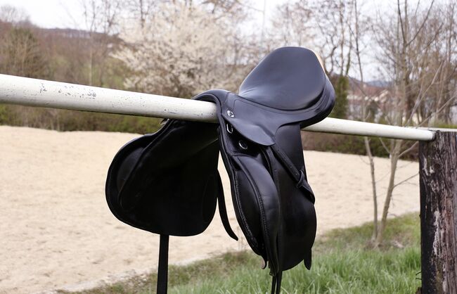 Prestige Rialto Springsattel - guter Zustand, Prestige Rialto, Katharina, Jumping Saddle, Wien, Image 9