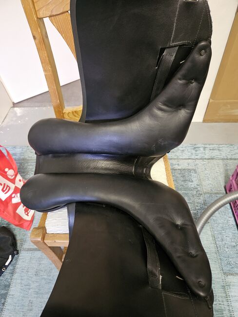 Prestige Sattel Venus 17/33, Prestige  Venus, Heidrun, Dressursattel, Leonberg, Abbildung 5