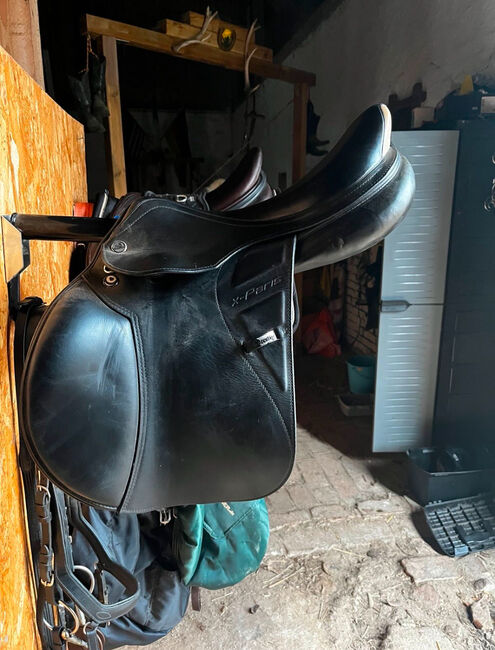 Prestige Springsattel 17/34 X Paris, Prestige  Paris X-Technology , Benjamin Storbeck , Jumping Saddle, Thalheim