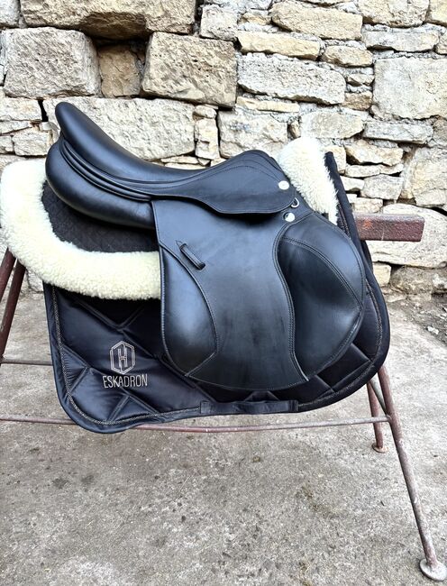 Prestige Springsattel Como Limited, doupliert, BJ 2024, Neuwertig, Prestige Como Limited , Privat, Jumping Saddle, Amt Creuzburg 