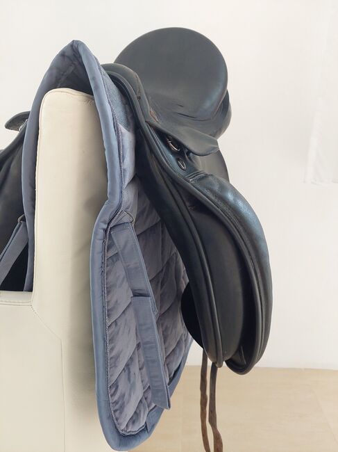 Prestige Top Dressage 17 Zoll KW 33, Prestige Top Dressage, MV, Dressage Saddle, Greifenstein, Image 5