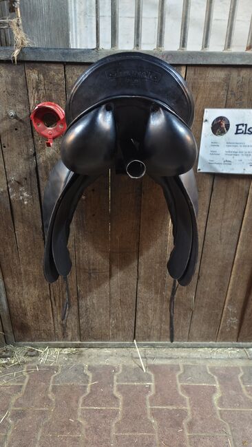 Prestige Top Dressage 17 Zoll Dressursattel, Prestige Top Dressage, Tamara, Dressage Saddle, Wiesbaden, Image 7