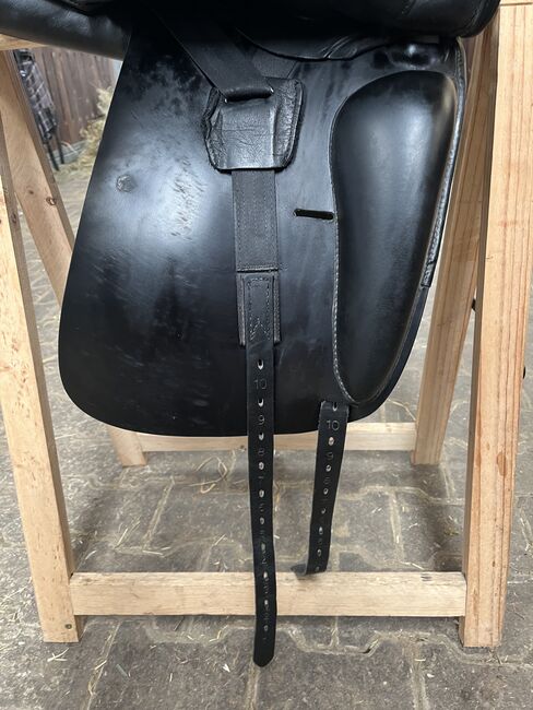 Prestige Top Dressage kk 18/32, Prestige Top Dressage kk, Fabienne Hackel, Dressage Saddle, Wülfrath, Image 4