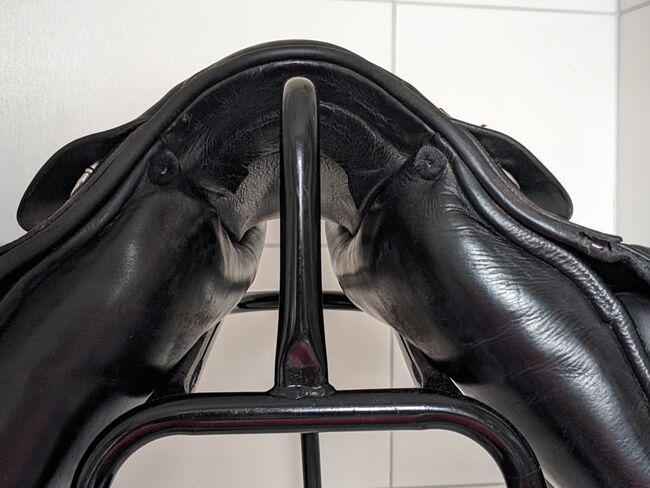 Prestige Top Dressage KK kurze Keilkissen 18 Zoll schwarz 33er KW Dressursattel schwarz, Prestige Top Dressage KK , Line Backsen, Dressage Saddle, Hamburg, Image 5