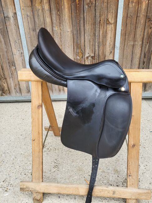 Prestige top Dressage SP, Prestige  Top Dressage SP, Maria Gößl-Eccher, Dressage Saddle, Heiligenkreuz am Waasen , Image 3