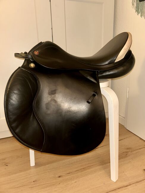Prestige Springsattel Venezia 17/33, Prestige Venezia, Clara Michaelis, Jumping Saddle, Erfurt 