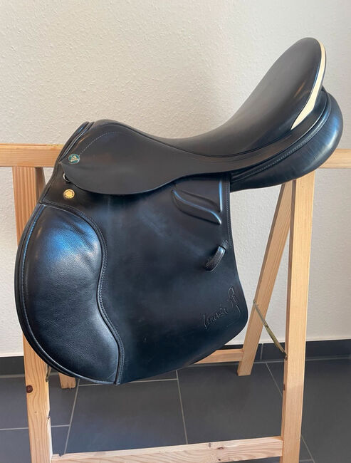 Prestige Venezia Springsattel 18/32, Prestige  Venezia, Karottenschubserin, Jumping Saddle, Winnenden