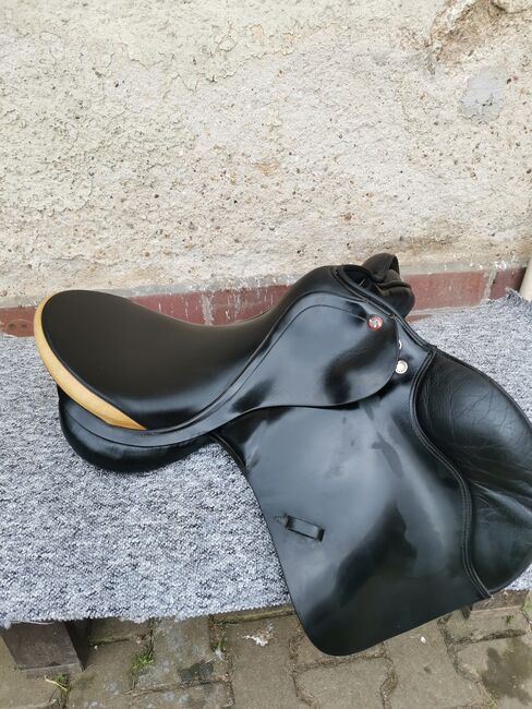Prestige Springsattel Venezia, Prestige  Venezia , Andrea , Jumping Saddle, Ostrau, Image 4