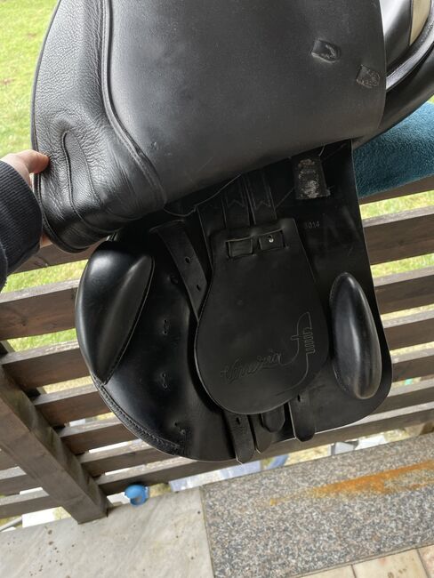 Prestige Springsattel Venezia 17‘‘ KW 32, Prestige Venezia, Anja, Jumping Saddle, Hütschenhausen, Image 5