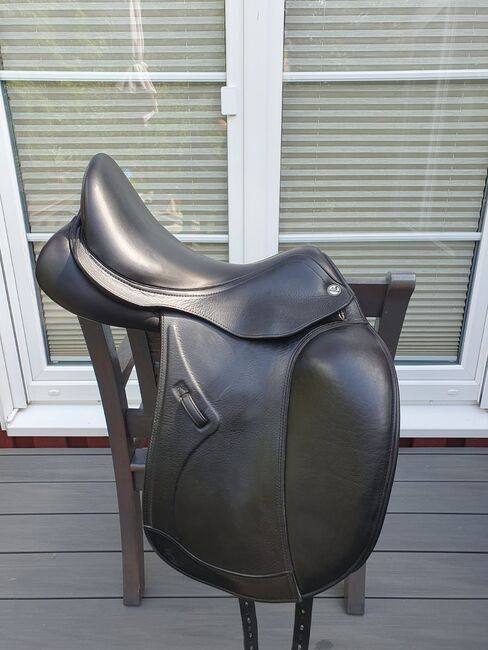 Prestige Venus Style 17 Zoll 33er KW doubliert schwarz Dressursattel Klettpausche Keilkissen, Prestige Venus Style, Line Backsen, Dressage Saddle, Hamburg, Image 15