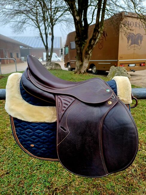 Prestige Versailles 17/33 5x genutzt!, Prestige  Versailles , Sissi, Jumping Saddle, Rosenheim 