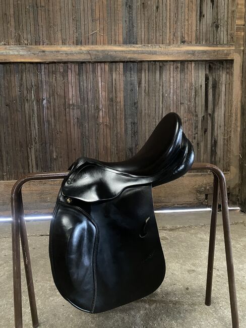 Sattel Prestige VSD, Prestige VSD, Carmen Martin, Dressage Saddle, Wettingen, Image 5