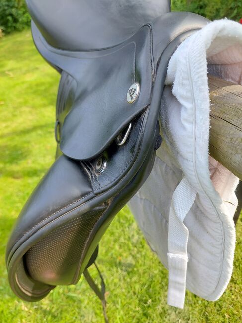 Prestige X Doge 17"  33, Prestige  X-Doge , Kirsten Zander , Dressage Saddle, Marienheide, Image 2