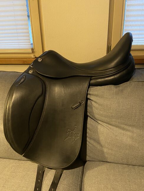 Prestige x Helen 18/33 Top Zustand, Prestige  X Helen, E. Rapunkt , Dressage Saddle, Wachtberg , Image 2