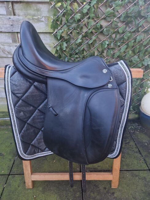 Prestige X-Helen, Prestige X-Helen, Melina, Dressage Saddle, Oldenburg, Image 3