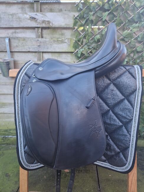 Prestige X-Helen, Prestige X-Helen, Melina, Dressage Saddle, Oldenburg