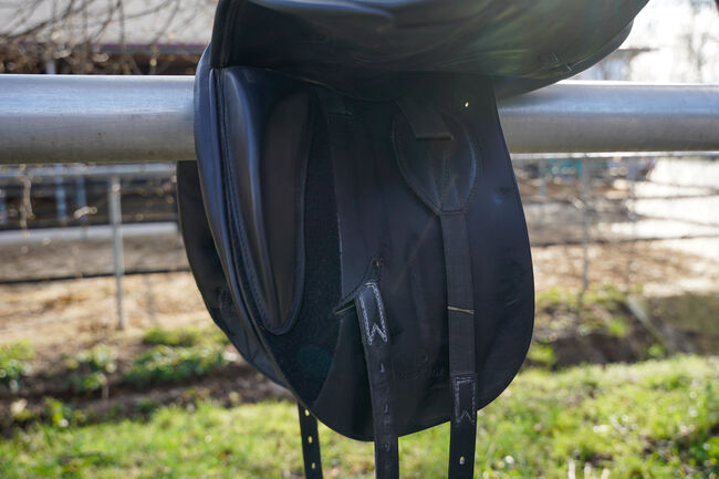 Prestige X-Helen Schwarz Dressursattel 17/32 LUX BJ 02/2023, Prestige X-Helen, Kathrin, Dressage Saddle, Meitingen, Image 3