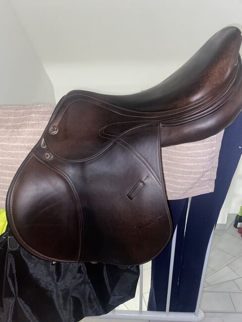 Prestige X-Meredith NEW D Springsattel, Prestige  X-Meredith new D , Julia Beyer , Jumping Saddle, Abtswind