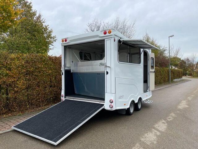 3er Pferdeanhänger Pferdetransporter lkw Wohnabteil mit dusche, Dickenherr Anka Dickenherr Anka, Gerhard Strobel (Dickenherr Trucks und Trailers), Przyczepa konna, Baden-Württemberg - Unterschneidheim, Image 6