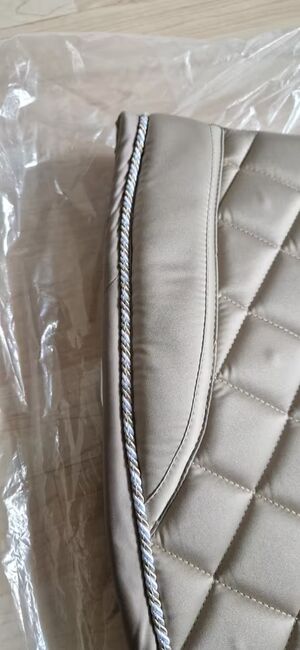 PS of Sweden Schabracke | Diamond Bow | sand | VS, PS of Sweden Diamond Bow, Alina, Dressage Pads, Lüneburg, Image 3