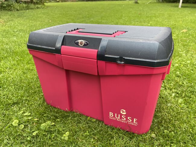 Putzbox pink mit Inhalt, Unterschiedlich , Julia Schmidt, Czyszczenie konia, Lippstadt, Image 9