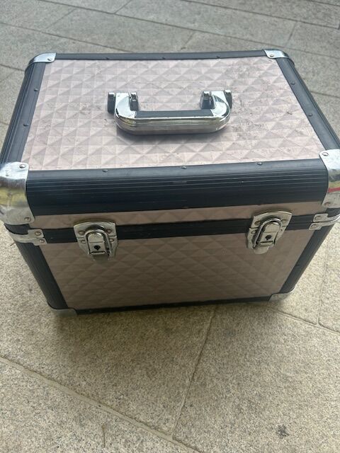 Putzbox mit Unterteilung, Doris, Sattelkammer & Boxenausstattung, Kottingbrunn