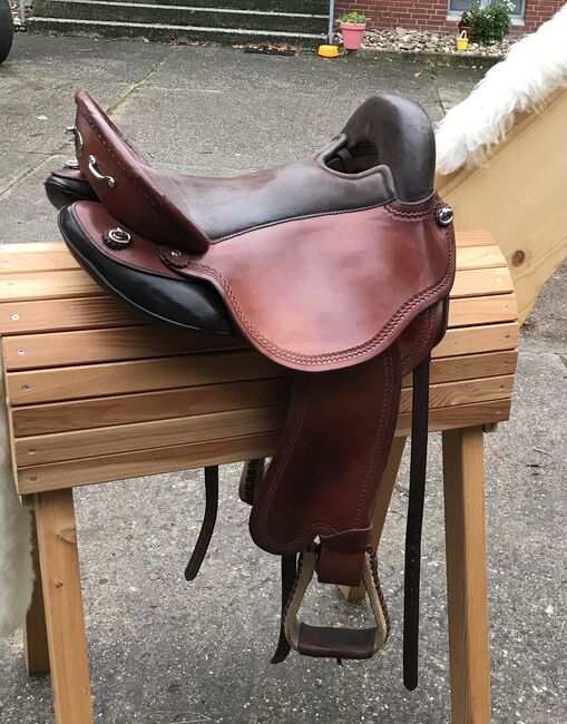 Westernsattel Quantum, Deuber und Partner Short and light S3, Gabriela Fürstenau, Western Saddle, Lippetal , Image 4