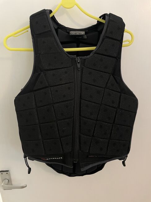 Race safe Body Protector, Racesafe Prevent 3.0, Harriet Foale, Kamizelki ochronne, Kingsbridge 