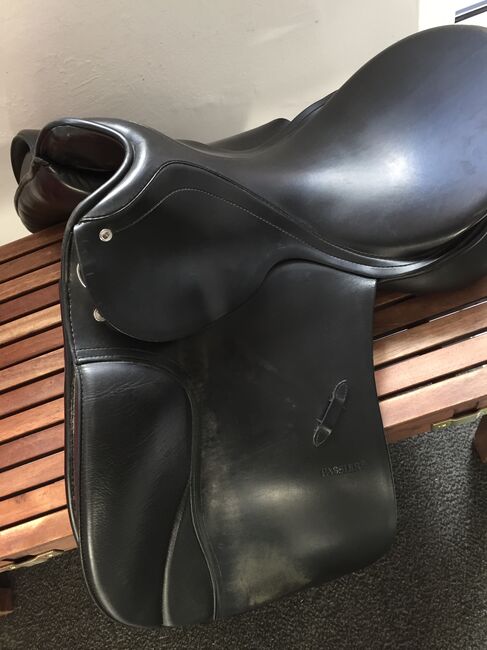 selten genutzter Dressursattel, 17,5 Zoll, verlängertes Sattelblatt, Passier GG Extra, Kirsten Brinkmann, Dressage Saddle, Münster, Image 2