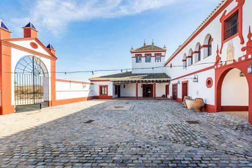 Ref2525FS Andalusien, nahe Sevilla - authentischer Cortijo zu verkaufen!, Sabine Wesseln, Maras World of Horses (Maras World of Horses, Maras World Solutions S.L.), Equestrian Properties, La Puebla de Cazalla, Image 3