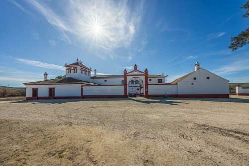 Ref2525FS Andalusien, nahe Sevilla - authentischer Cortijo zu verkaufen!, Sabine Wesseln, Maras World of Horses (Maras World of Horses, Maras World Solutions S.L.), Pferdeimmobilien, La Puebla de Cazalla