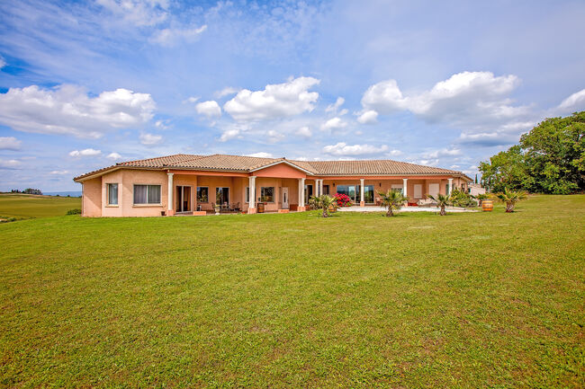 Ref2548 Frankreich, Okzitanien, nahe Montreal, Limoux, Luxusanwesen mit Pferdestall, Sabine Wesseln, Maras World of Horses (Maras World Solutions S.L.), Nieruchomości jeździeckie, Ferran