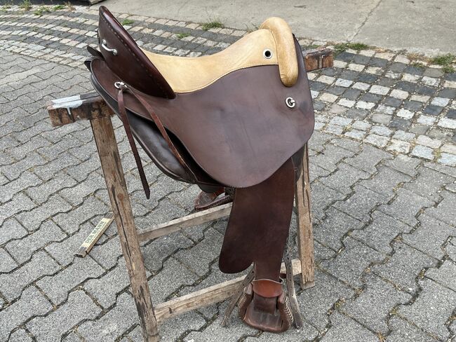 Verstellbarer Westernsattel, Deuber und Partner, Claudia , Siodło westernowe , Bächingen an der Brenz