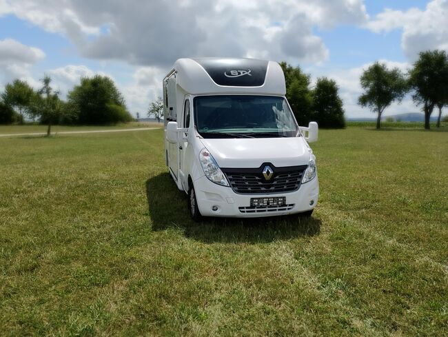 Pferdetransporter Renault Master Automatik Nur 35.300KM 170 PS Viehtransporter Selbstfahrer, Renault Master Renault Master STX, Gerhard Strobel (Dickenherr Trucks und Trailers), Horse Trailers, Baden-Württemberg - Unterschneidheim