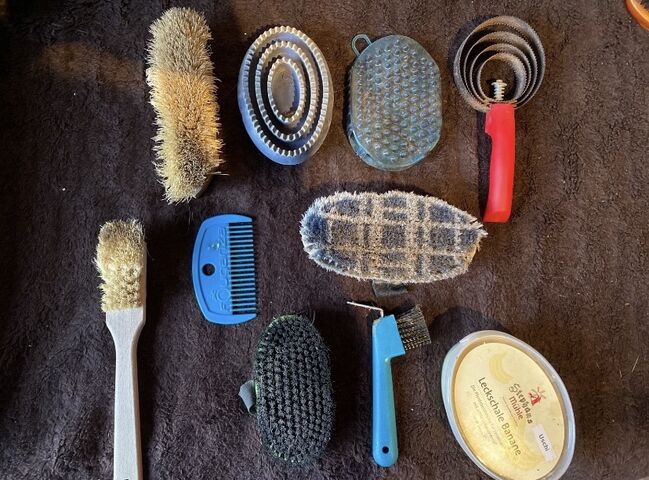 Putzkasten mit Zubehör, Fouganza, Anna , Grooming Brushes & Equipment, Frickenhausen, Image 5