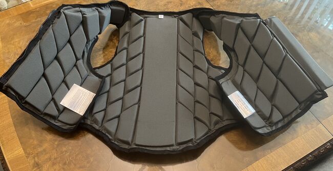 Riders body protector. Medium child, Sally Steward, Safety Vests & Back Protectors, Birmingham, Image 3