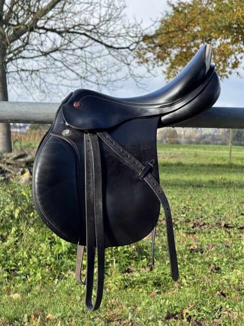 Reitsattel PRESTIGE VSS KW 33/34 Sitzfläche 17, PRESTIGE VSS, Maya (Swisshorseshop), All Purpose Saddle, Frauenfeld, Image 4