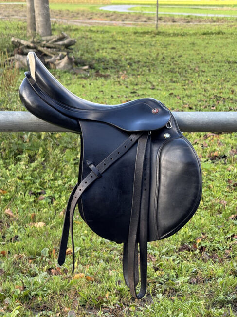 Reitsattel PRESTIGE VSS KW 33/34 Sitzfläche 17, PRESTIGE VSS, Maya (Swisshorseshop), All Purpose Saddle, Frauenfeld