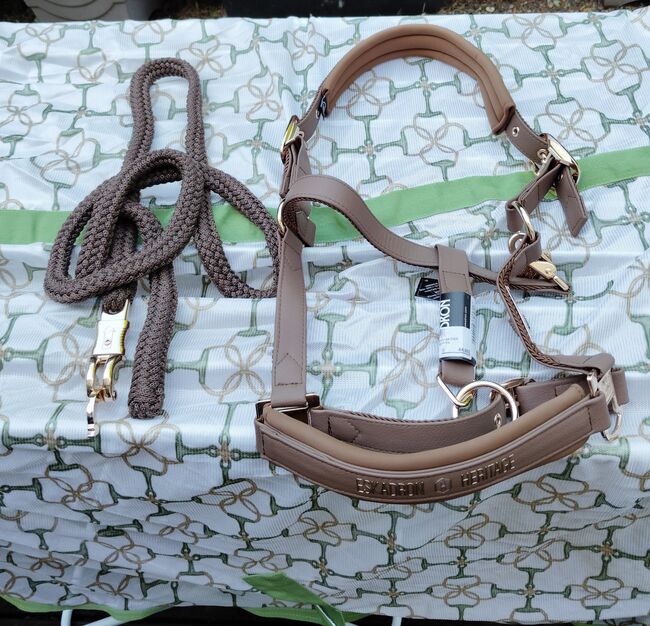 Reitzubehör, Hofer Ramona , Dressage Pads, Premstätten 