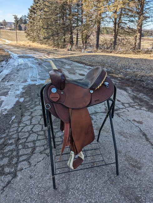 Rocking R  bear-trap Barrel Saddle, Rocking R Saddlery  Randall Black, Alyssa , Western Saddle, Plymouth, Image 3