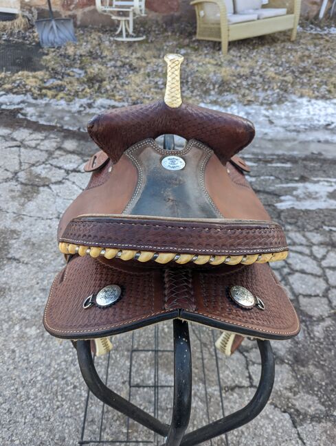 Rocking R  bear-trap Barrel Saddle, Rocking R Saddlery  Randall Black, Alyssa , Western Saddle, Plymouth, Image 5