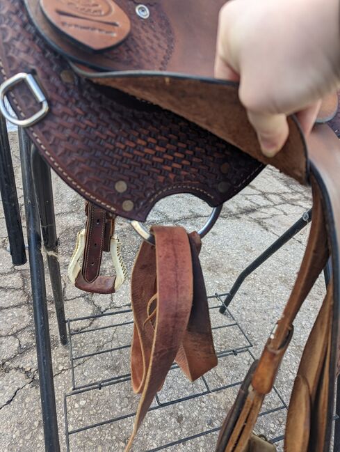 Rocking R  bear-trap Barrel Saddle, Rocking R Saddlery  Randall Black, Alyssa , Western Saddle, Plymouth, Image 15