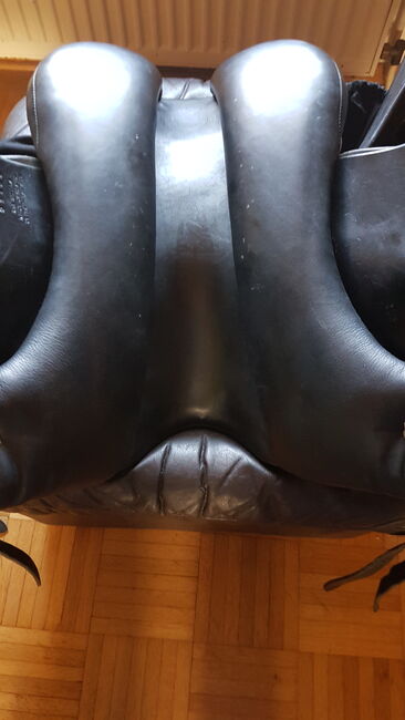 Röösli Classic Pilatus Dressursattel 17 Zoll / Kurzgurt, Röösli Classic Pilatus, Manuela Matzke, Dressage Saddle, Wolsdorf, Image 2