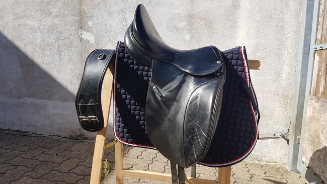 Röösli Classic Pilatus Dressursattel 17 Zoll / Kurzgurt, Röösli Classic Pilatus, Manuela Matzke, Dressage Saddle, Wolsdorf, Image 8